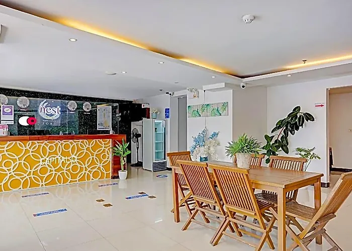 Super Oyo Capital O 232 Nest Nano 호텔 3*